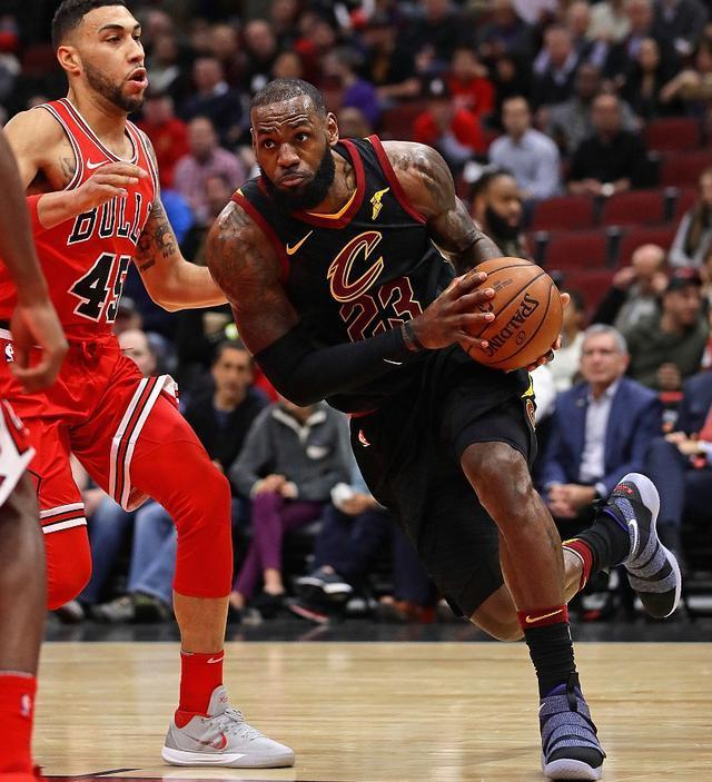 亚博体育-关于蒂姆在TL比赛中关键助攻，关键助攻引发热议！的信息